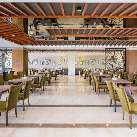 Hotel Greenwood 5*