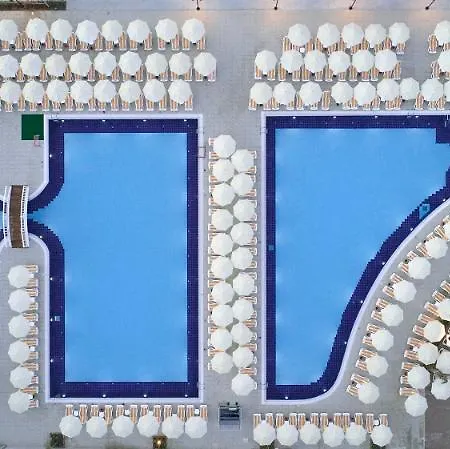 Отель Greenwood 5*