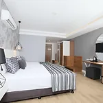 Greenwood 5*