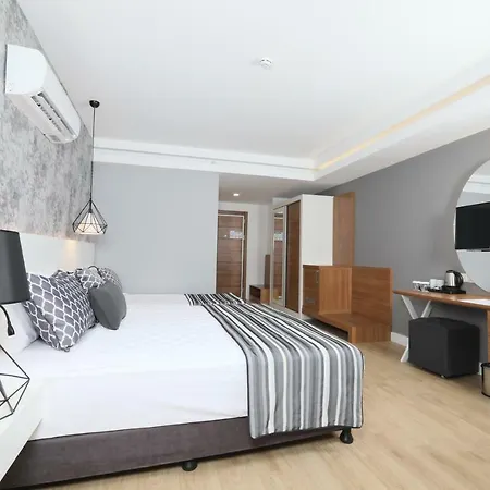 Greenwood Hotel